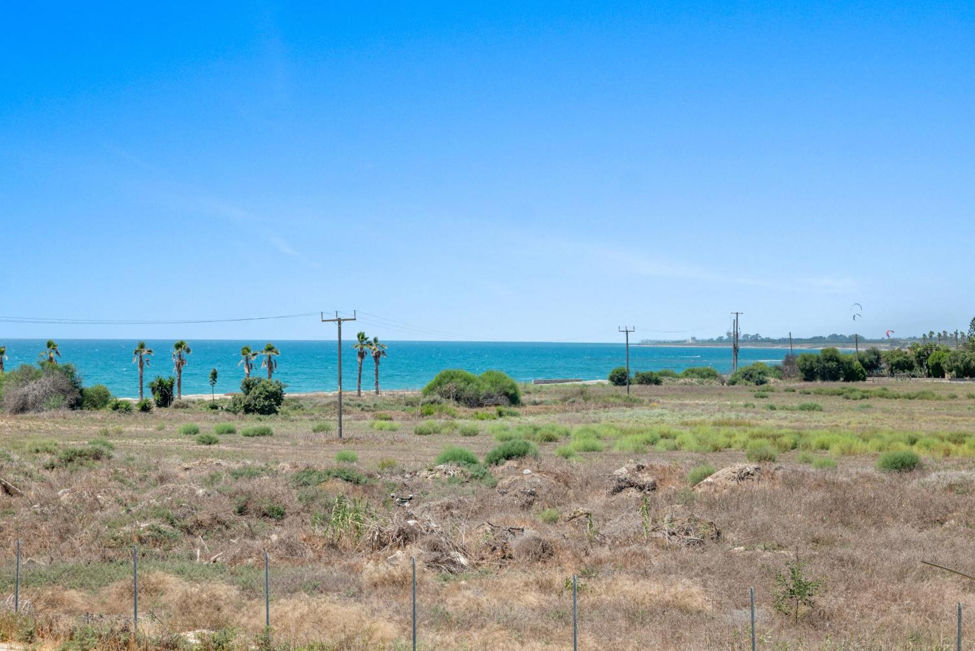Serenity Waves Villa 17 Larnaca Exterior foto